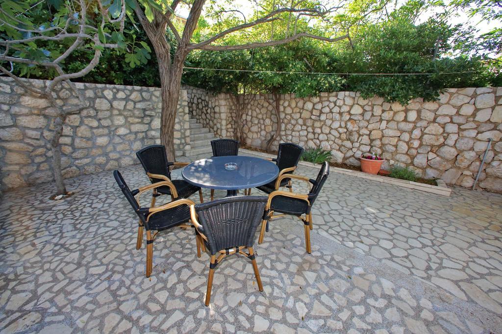 Andreja Apartment Pag Town